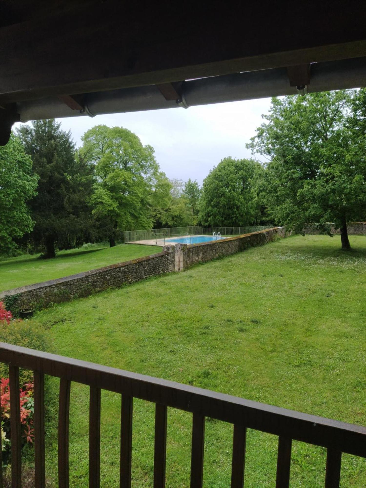 Langlade Estate Villa Montboyer Exterior photo